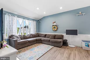 113 Howard Dr, Monroe Township, NJ 08094 - Photo 6