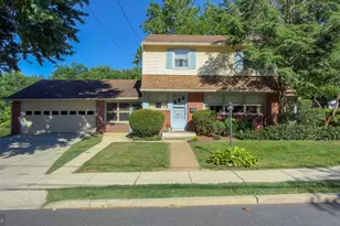 146 N Maple St, Woodbury, NJ 08096 - Photo 1
