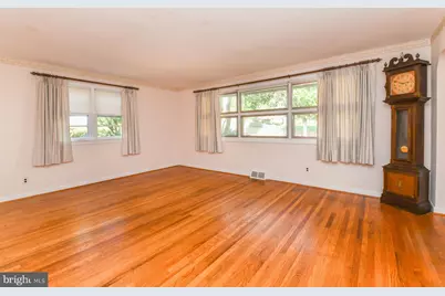 146 N Maple Street, Woodbury, NJ 08096 - Photo 6