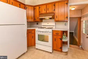 146 N Maple St, Woodbury, NJ 08096 - Photo 16