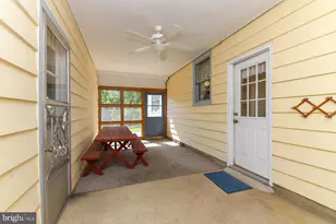 146 N Maple St, Woodbury, NJ 08096 - Photo 36