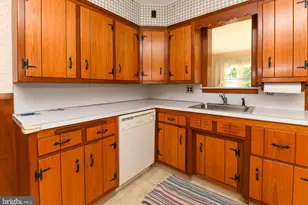 146 N Maple St, Woodbury, NJ 08096 - Photo 14