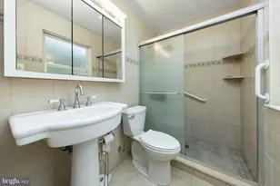 46 Lake Dr, Woodbury, NJ 08096 - Photo 16
