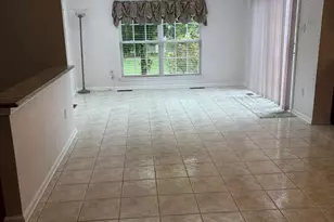 2 Carrington Ct, Sewell, NJ 08080 - Photo 4