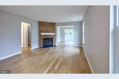 27 Kelly Drive, Deptford, NJ 08096 - Photo 2