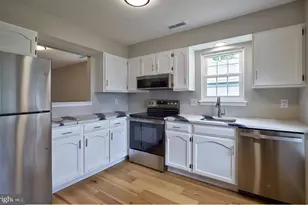 27 Kelly Dr, Deptford, NJ 08096 - Photo 6