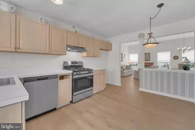 801 Freeport Way, Monroe Township, NJ 08094 - Photo 16