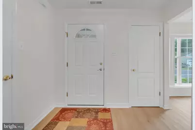 801 Freeport Way, Monroe Township, NJ 08094 - Photo 4