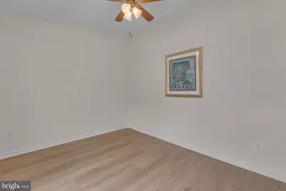 801 Freeport Way, Monroe Township, NJ 08094 - Photo 4