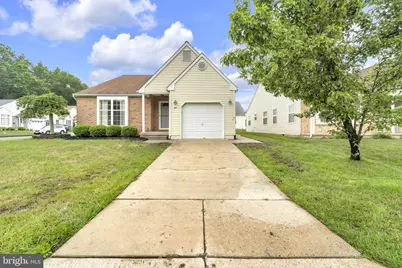801 Freeport Way, Monroe Township, NJ 08094 - Photo 2