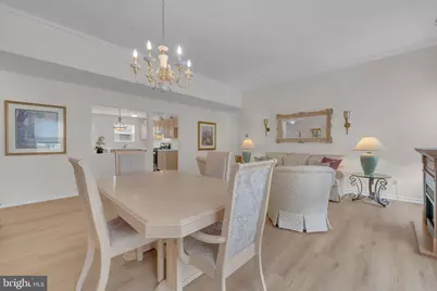 801 Freeport Way, Monroe Township, NJ 08094 - Photo 12