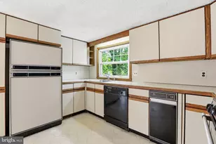 1413 Peden Ave, West Deptford Township, NJ 08093 - Photo 10