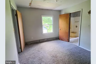 808 Lincoln Road, Harrison Township, NJ 08062 - Photo 12