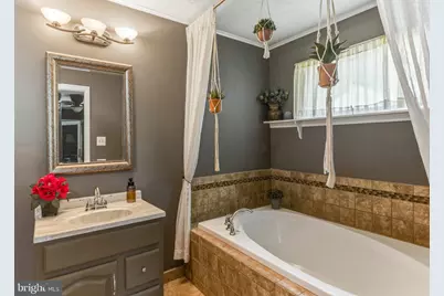 350 Lake Avenue, Monroe Township, NJ 08094 - Photo 18