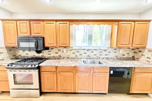 129 Harvard Pl, Monroe Township, NJ 08094 - Photo 8