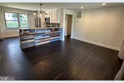 9 Centre Avenue, West Deptford Township, NJ 08051 - Photo 4