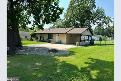 9 Centre Avenue, West Deptford Township, NJ 08051 - Photo 2