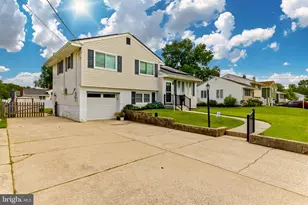 63 Pleasant Valley Dr, West Deptford Township, NJ 08096 - Photo 2