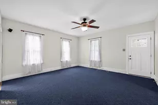 27 1st St, West Deptford, NJ 08086 - Photo 4