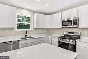 69 Main St, Logan Township, NJ 08014 - Photo 8