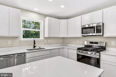 69 Main Street, Logan Township, NJ 08014 - Photo 10