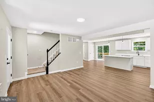 69 Main St, Logan Township, NJ 08014 - Photo 4