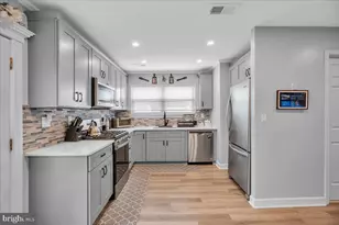16 Fomalhaut Ct, Blackwood, NJ 08012 - Photo 10