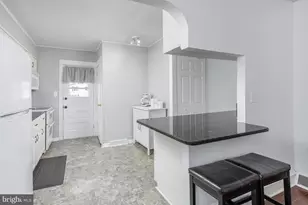 512 Beacon Ave, Paulsboro, NJ 08066 - Photo 10