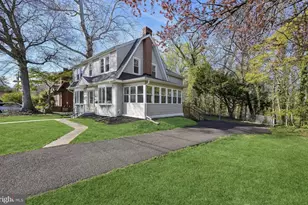 246 Briar Hill Ln, Woodbury, NJ 08096 - Photo 2