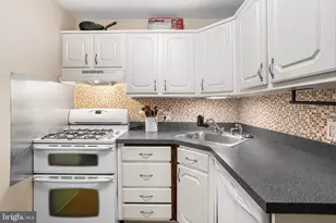 7 William Ellery Bldg, Washington Township, NJ 08012 - Photo 12