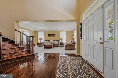 704 Rachel Drive, Franklin Township, NJ 08322 - Photo 4