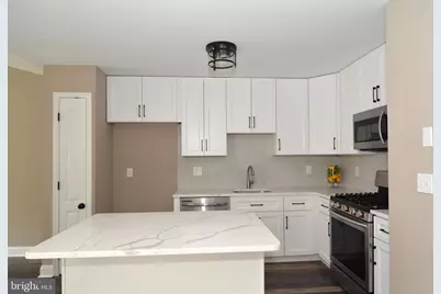 1027 Moore Road, West Deptford, NJ 08086 - Photo 4