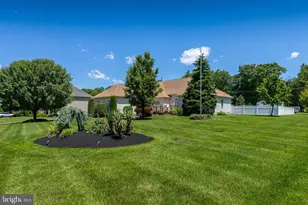 102 Karenlynn Dr, Franklin Township, NJ 08322 - Photo 4