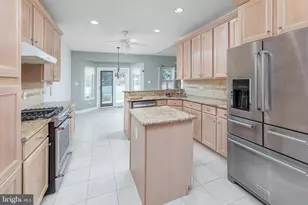 102 Karenlynn Dr, Franklin Township, NJ 08322 - Photo 14