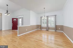 102 Karenlynn Dr, Franklin Township, NJ 08322 - Photo 8