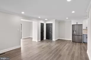 23 Uxbridge Pl, Sewell, NJ 08080 - Photo 4