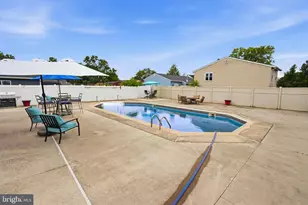 234 E Hedgerow Dr, Swedesboro, NJ 08085 - Photo 24