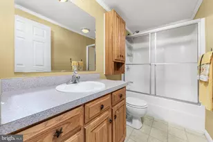 580 Edgemont Dr, Monroe Township, NJ 08094 - Photo 18