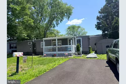 202 Florida Ave, Monroe Township, NJ 08094 - Photo 2