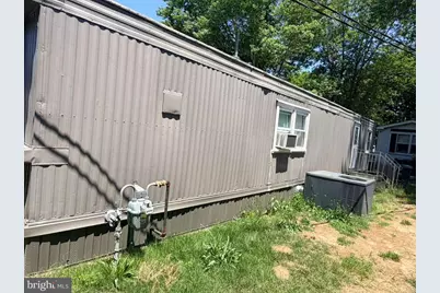 202 Florida Ave, Monroe Township, NJ 08094 - Photo 10