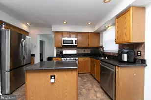 121 Treeline Dr, Woodbury, NJ 08096 - Photo 20