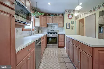 156 E Wolfert Station Road, East Greenwich Township, NJ 08056 - Photo 10