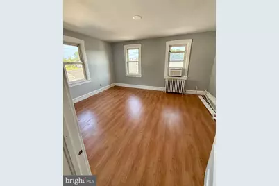 25 College Avenue #B, Glassboro, NJ 08028 - Photo 4