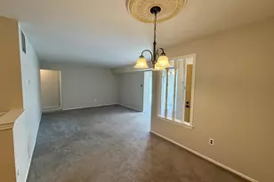17 Windsor Ct, Sewell, NJ 08080 - Photo 4