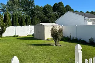 200 Howard Dr, Monroe Township, NJ 08094 - Photo 12