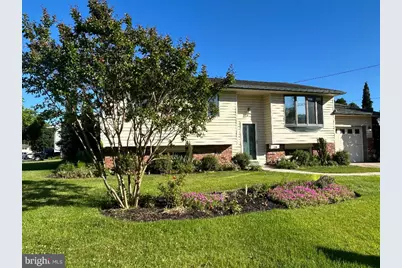 200 Howard Drive, Monroe Township, NJ 08094 - Photo 2
