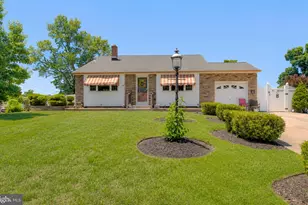 103 Barclay Dr, Blackwood, NJ 08012 - Photo 2