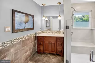 7 Cavesson Trl, Sewell, NJ 08080 - Photo 44