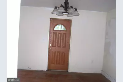 9 W Adams Street, Paulsboro, NJ 08066 - Photo 4