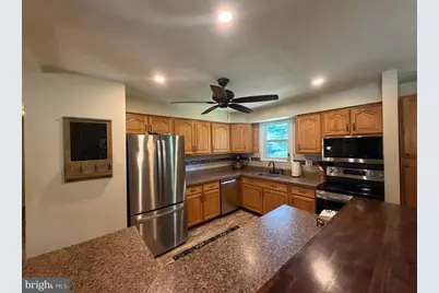 1080 Bennett Drive, Woodbury, NJ 08096 - Photo 4